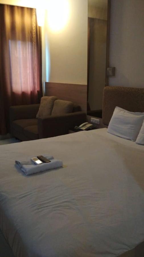 Penthouse Hotel Jakarta Eksteriør billede